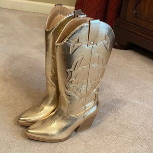 Gold Western Cowboy Boots SODA worn ONCE